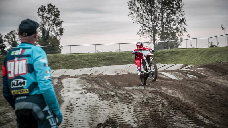 Scuola di Motocross con Gio Sala - Terza puntata: le gobbe