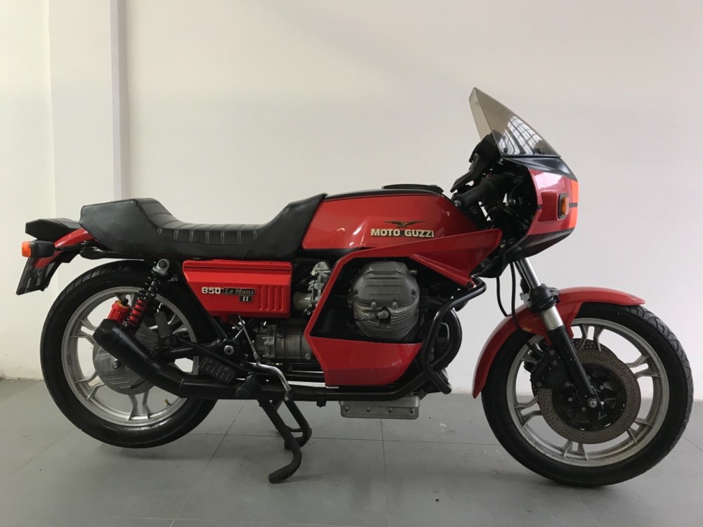 Moto Guzzi Le Mans 850