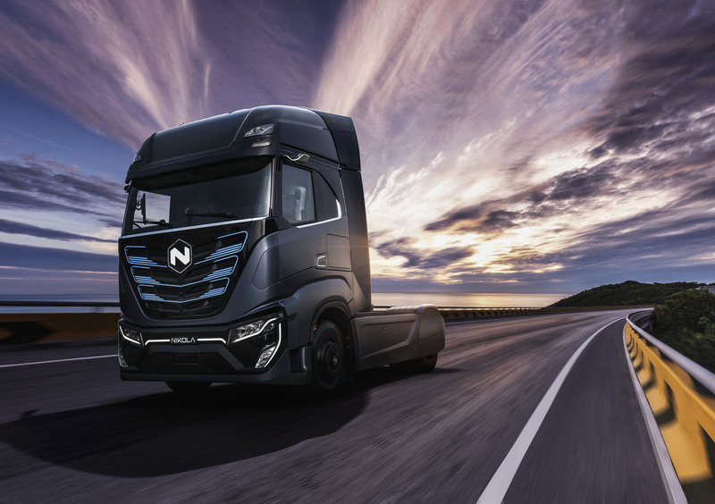 Iveco e Nikola lanciano il camion elettrico Nikola Tre