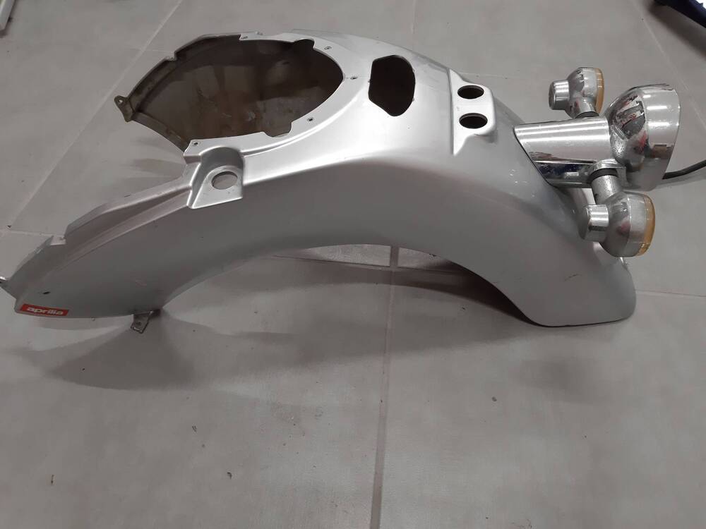 Parafango carena posteriore Aprilia Scarabeo (3)