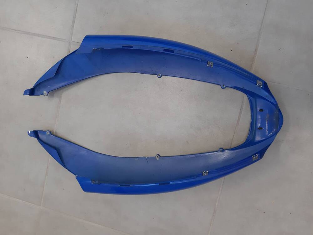 Carena posteriore Aprilia Sr 50 125 150 (2)