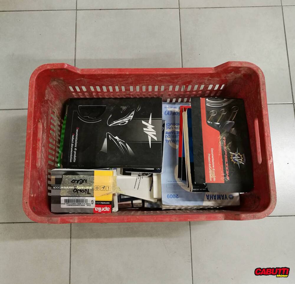 LIBRETTI DI USO E MANUTENZIONE VARI Kawasaki (2)