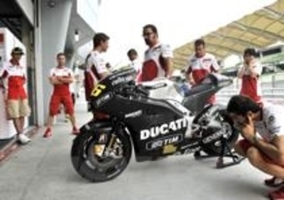 La nuova Ducati GP12 di Valentino Rossi