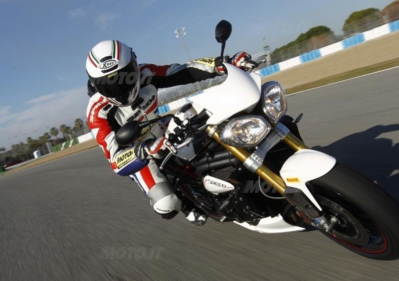 Triumph Speed Triple 1050 R 