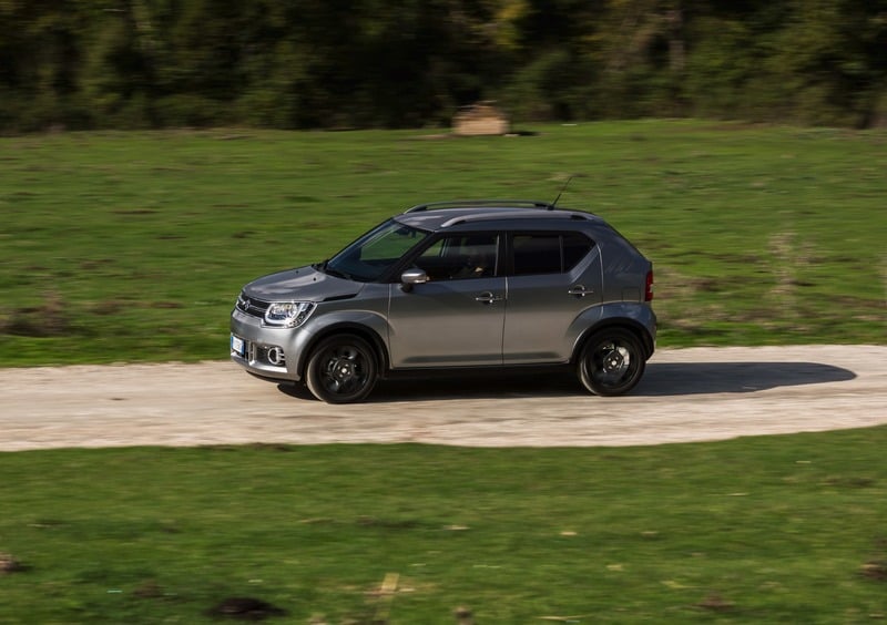 Suzuki Ignis (2)