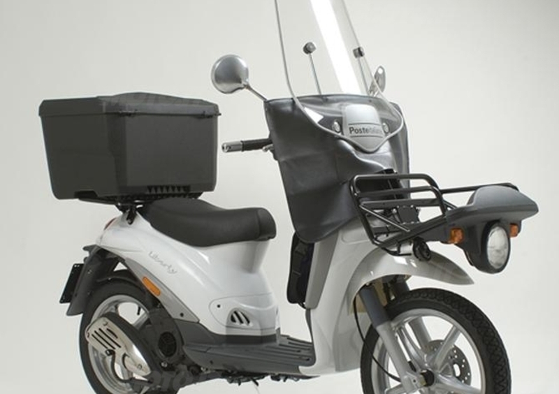 17.800 Piaggio Liberty Delivery a Poste Italiane