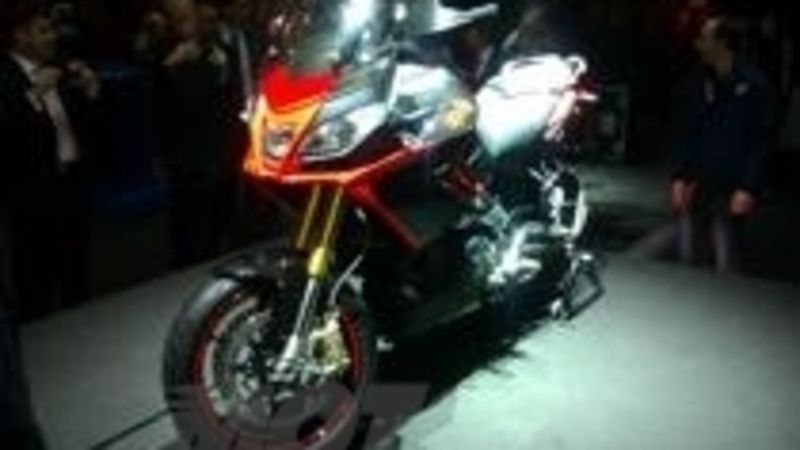 Nuova Aprilia Caponord 1200 con sospensioni attive!