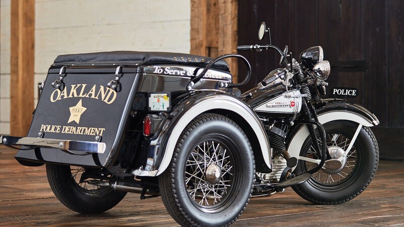 Harley Davidson Police Servi-Car: un raro esemplare del 1949 all&#039;asta