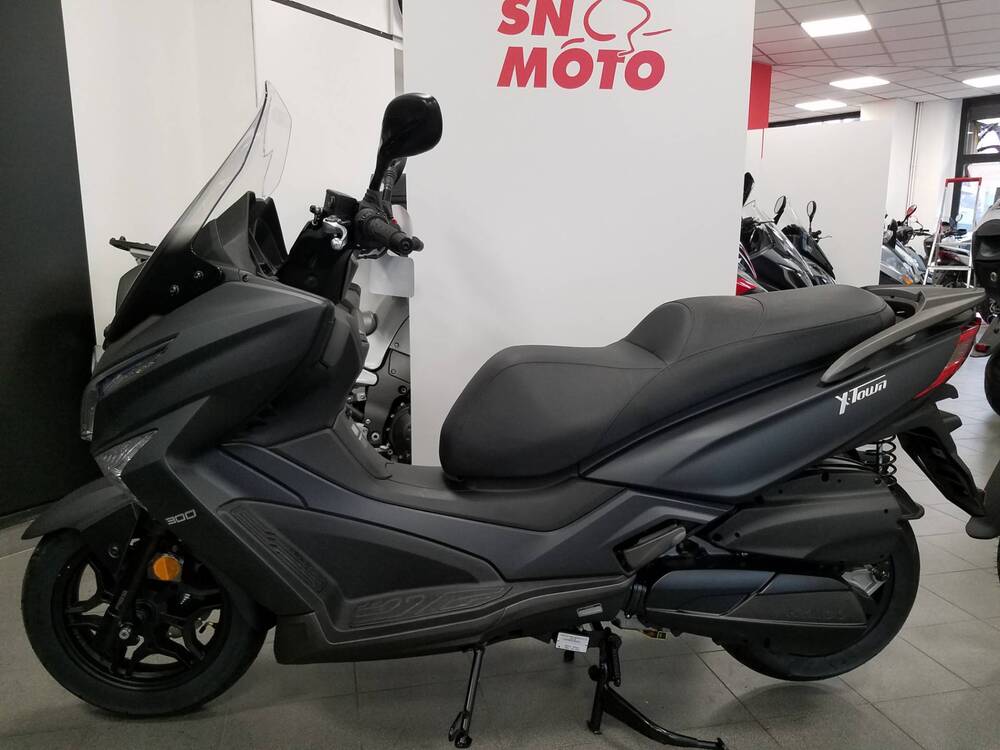 Kymco X-Town 300i (2025) (2)