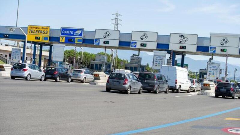 Autostrade, disagi e pedaggi: un paradosso tutto italiano