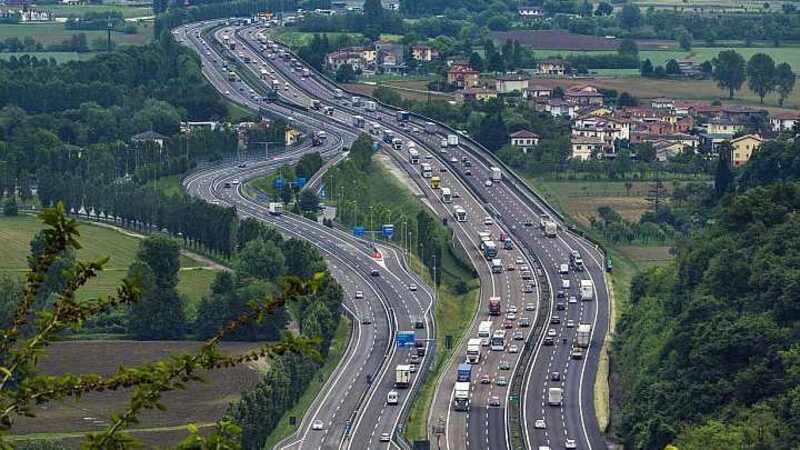 Autostrade: Confindustria contro il Milleproroghe su revoca concessioni