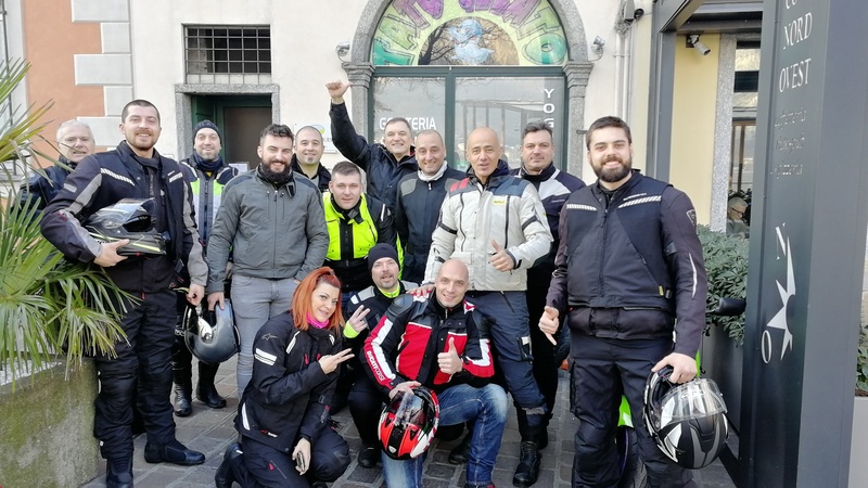 Colazione con gli amici di Moto.it e giro in moto da Lecco a Selvino