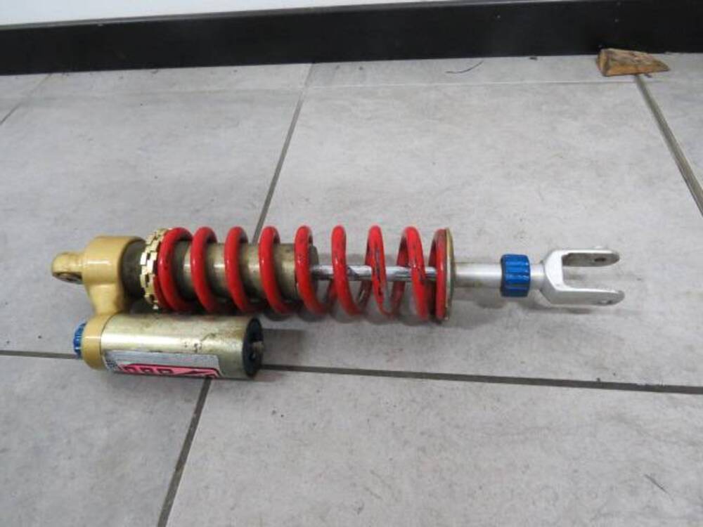 monoammortizzatore Aprilia (2)