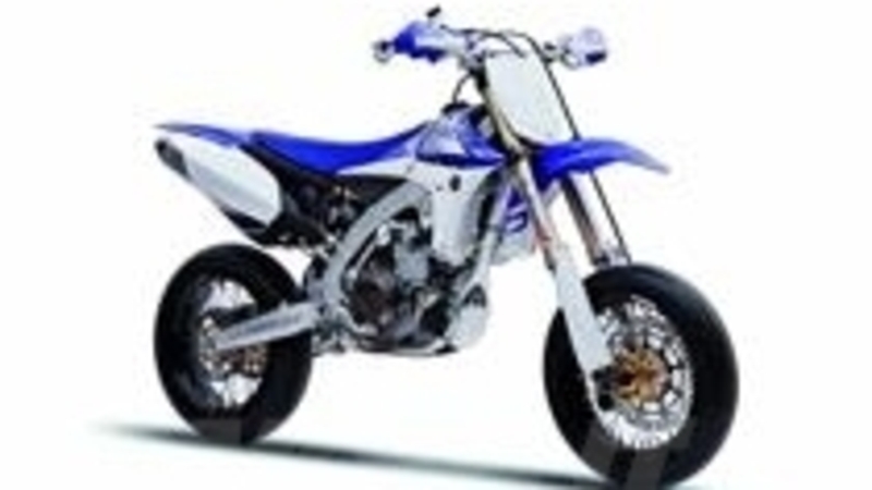 Yamaha YZ450SM. Il nuovo Supermotard dei tre diapason