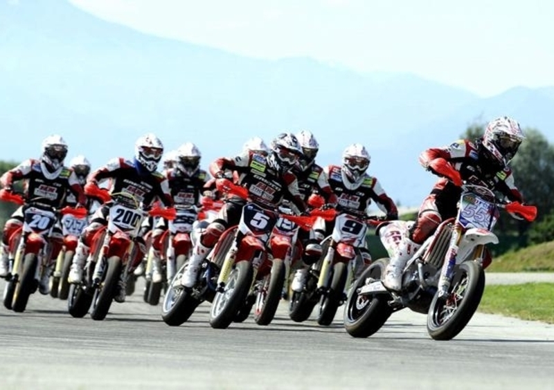 Supermoto: trofeo HM Honda 2012