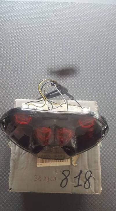 FANALINO POST. C.TO PIAGGIO GILERA DNA