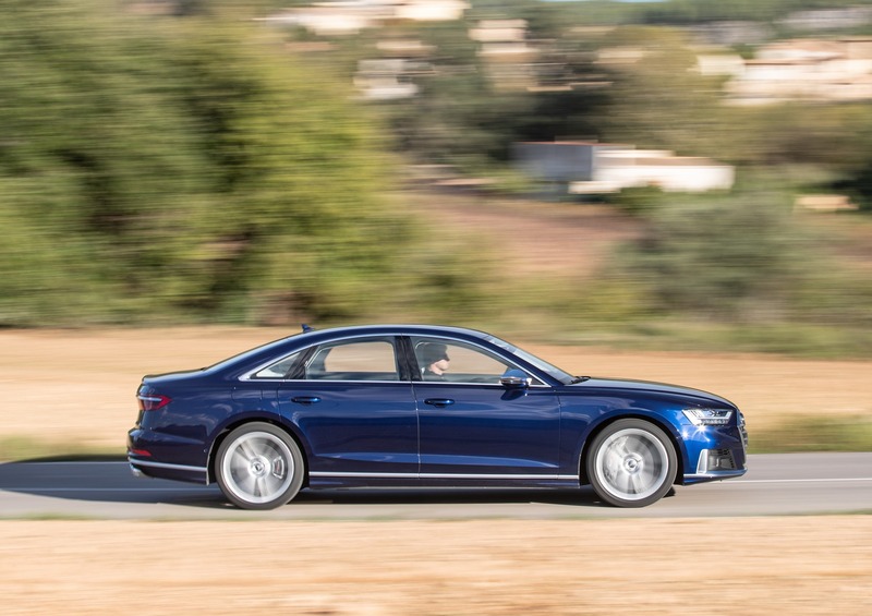 Audi S8 (28)