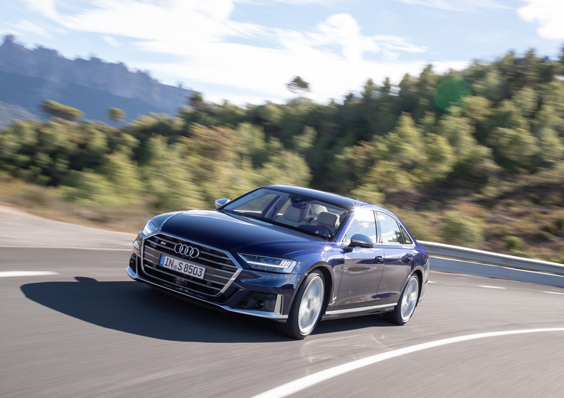 Audi S8 (2019-->>) (33)