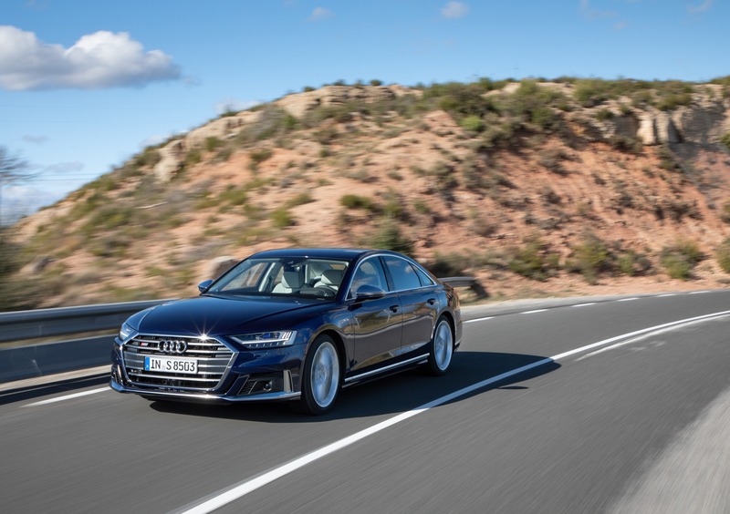 Audi S8 (2019-->>) (46)