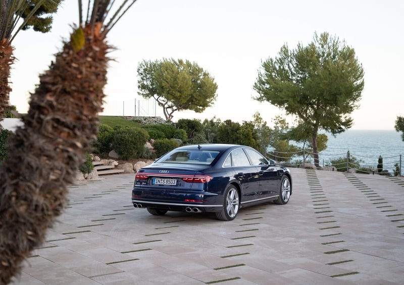 Audi S8 (48)