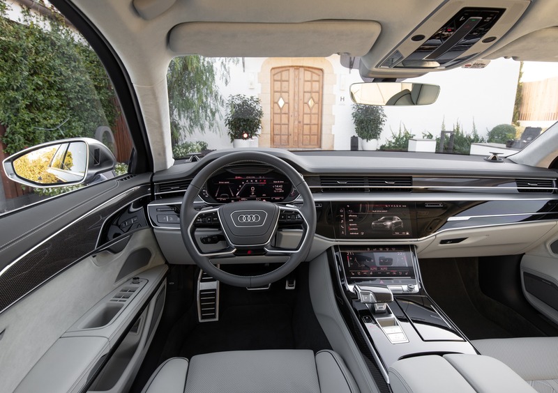 Audi S8 (2019-->>) (37)