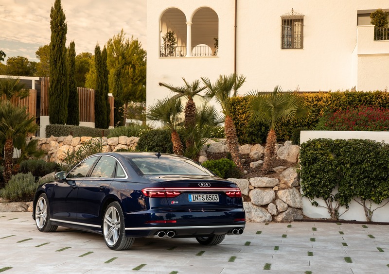 Audi S8 (2019-->>) (52)