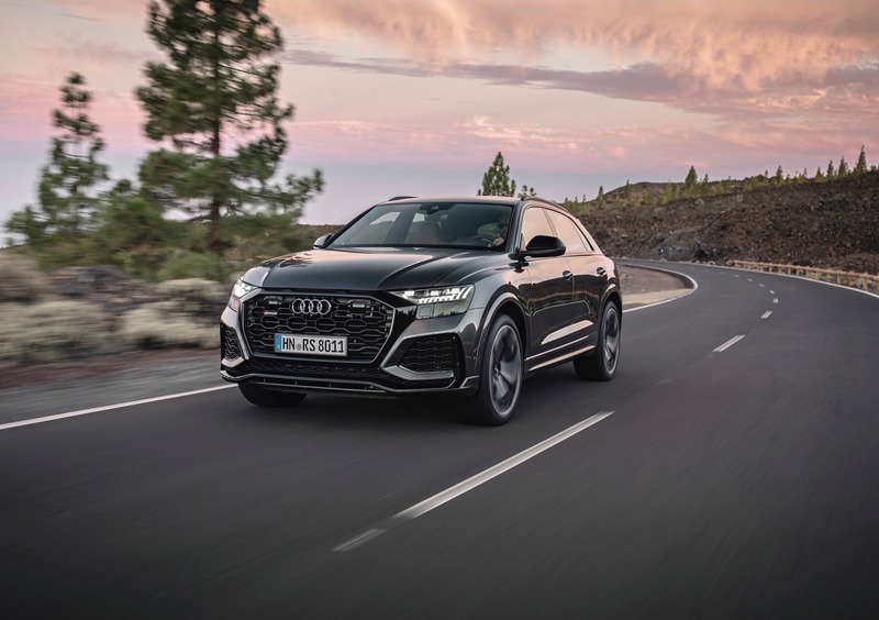 Audi RS Q8 (2019-->>) (20)
