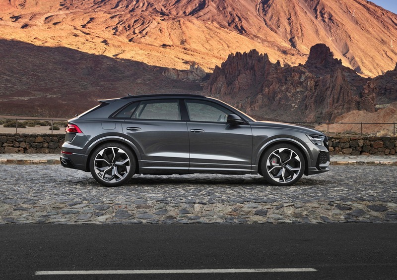 Audi RS Q8 (18)