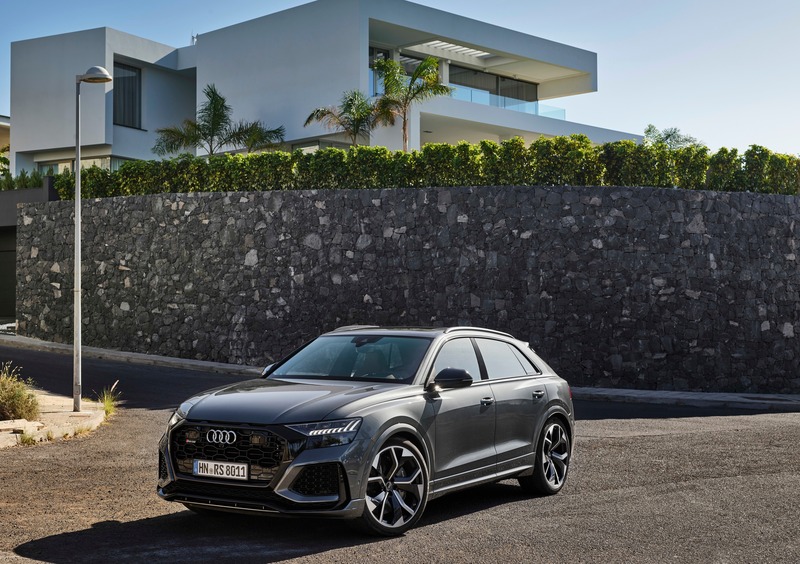 Audi RS Q8 (22)