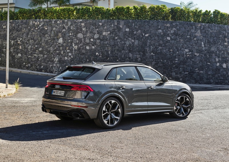 Audi RS Q8 (25)