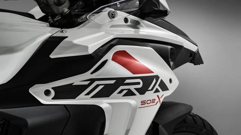 Benelli TRK 800 e 600RR. Piattaforme e modelli globali