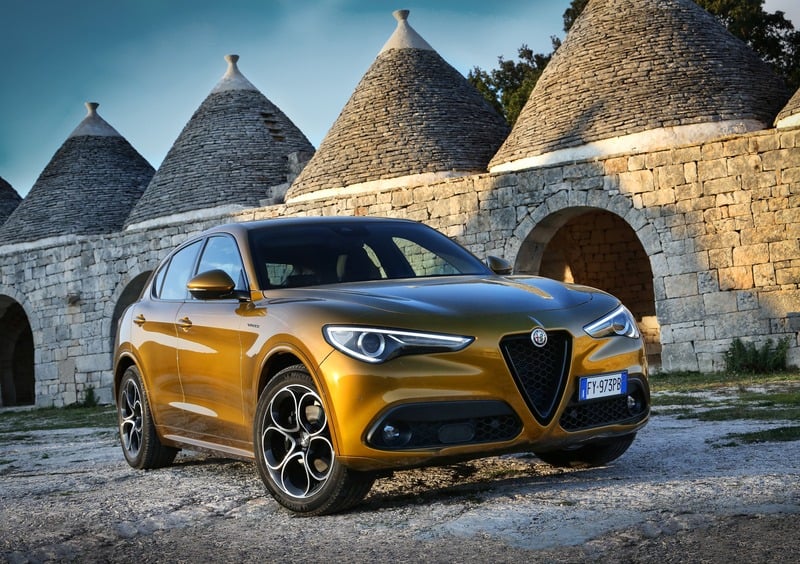 Alfa Romeo Stelvio (2017-->>) (22)