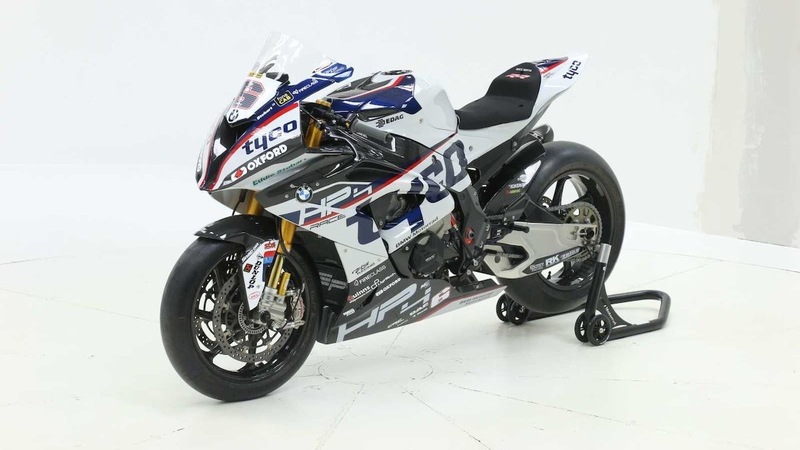 Una BMW HP4 Race ex Michael Dunlop in vendita. Interessa?