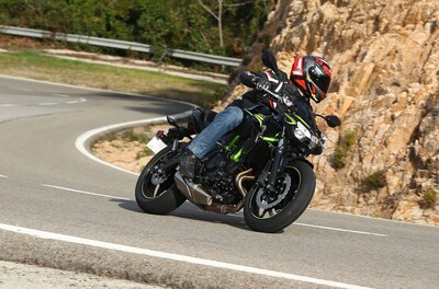 Kawasaki Z650 2020, TEST: squadra che vince, non si cambia!