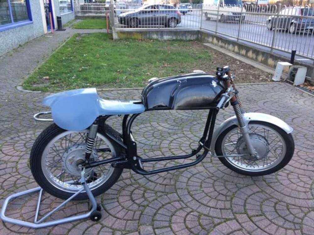 Altre marche telaio letto di piume