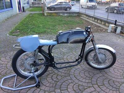 Altre marche telaio letto di piume d'epoca