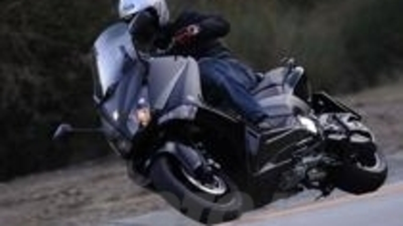 Yamaha TMAX 530 premiato con il Red Dot Design Award 