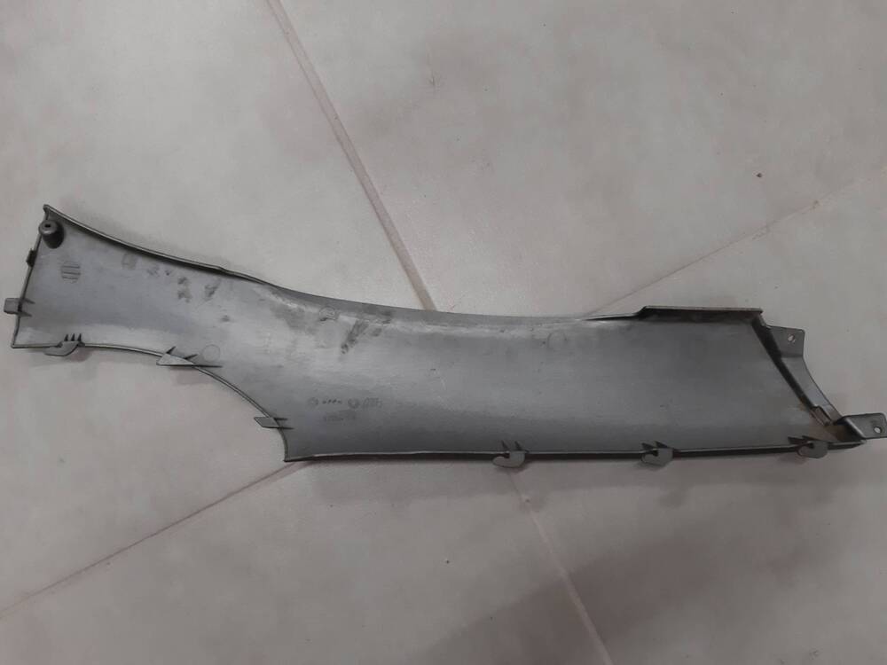 Pannello inferiore posteriore sx Piaggio X9 (2)