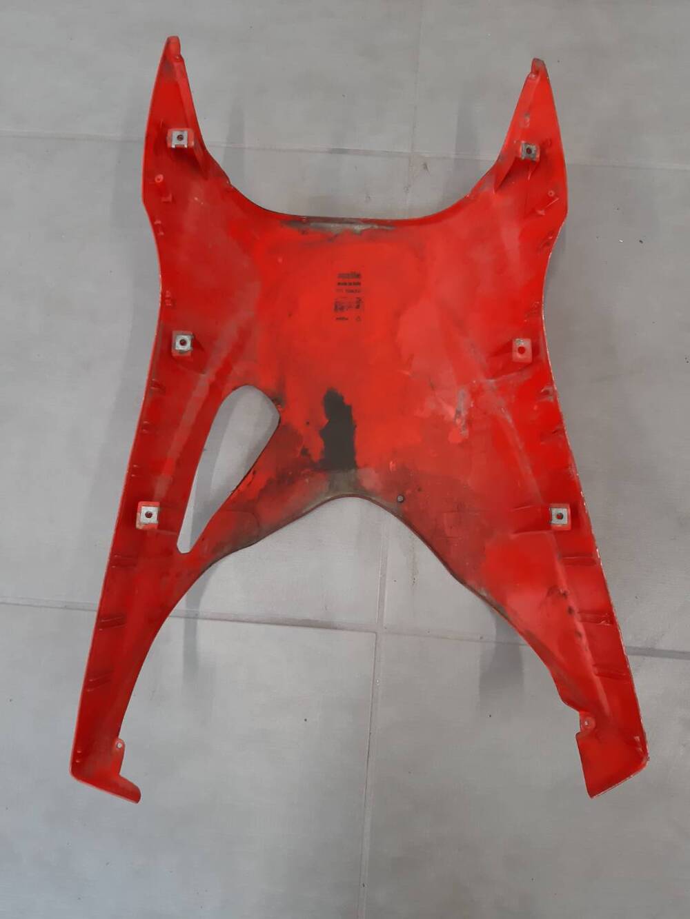 Carena inferiore puntuale Aprilia Sr 50 (4)
