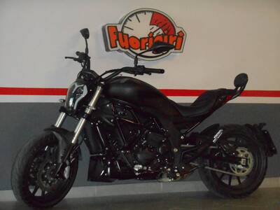 Benelli 502 C (2021 - 25) nuova