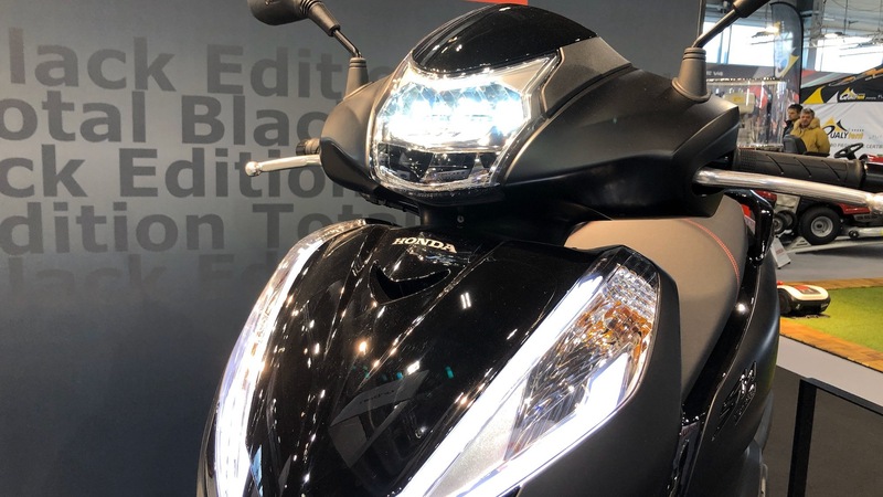 Honda: SH300 Total Black a Motor Bike Expo 2020 e le moto del Mondiale