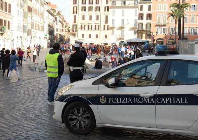 Blocchi Diesel, il paradosso: le auto dei vigili non potrebbero circolare