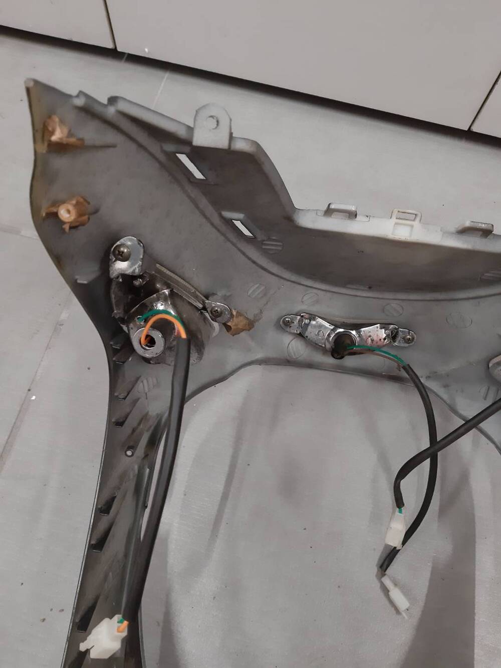 Scudo frontale Scooter Motom 50 (8)