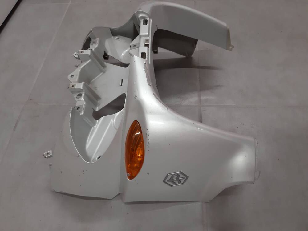 Carenatura Ant. PIAGGIO x9 125 250 500 (4)