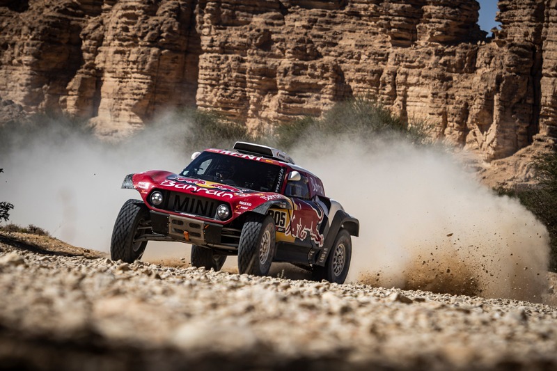 Dakar 2020. D-12 Flash. Carlos Sainz e Lucas Cruz (Mini JCW Buggy) vincono la Dakar N&deg;42