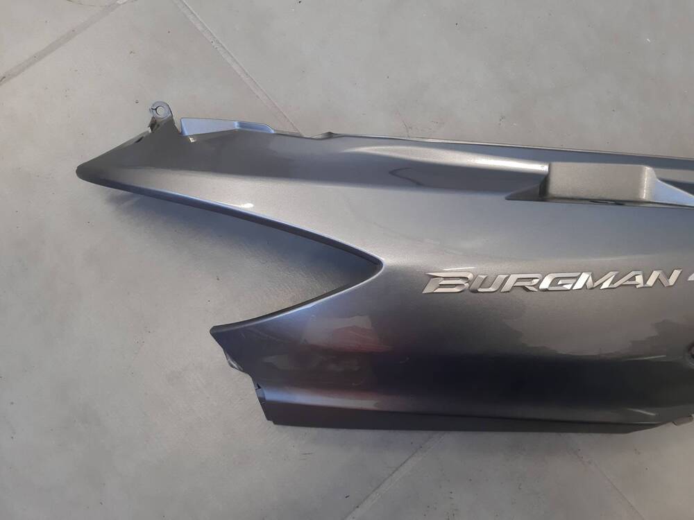 Carena fiancata posteriore dx Burgman 400 Suzuki (5)