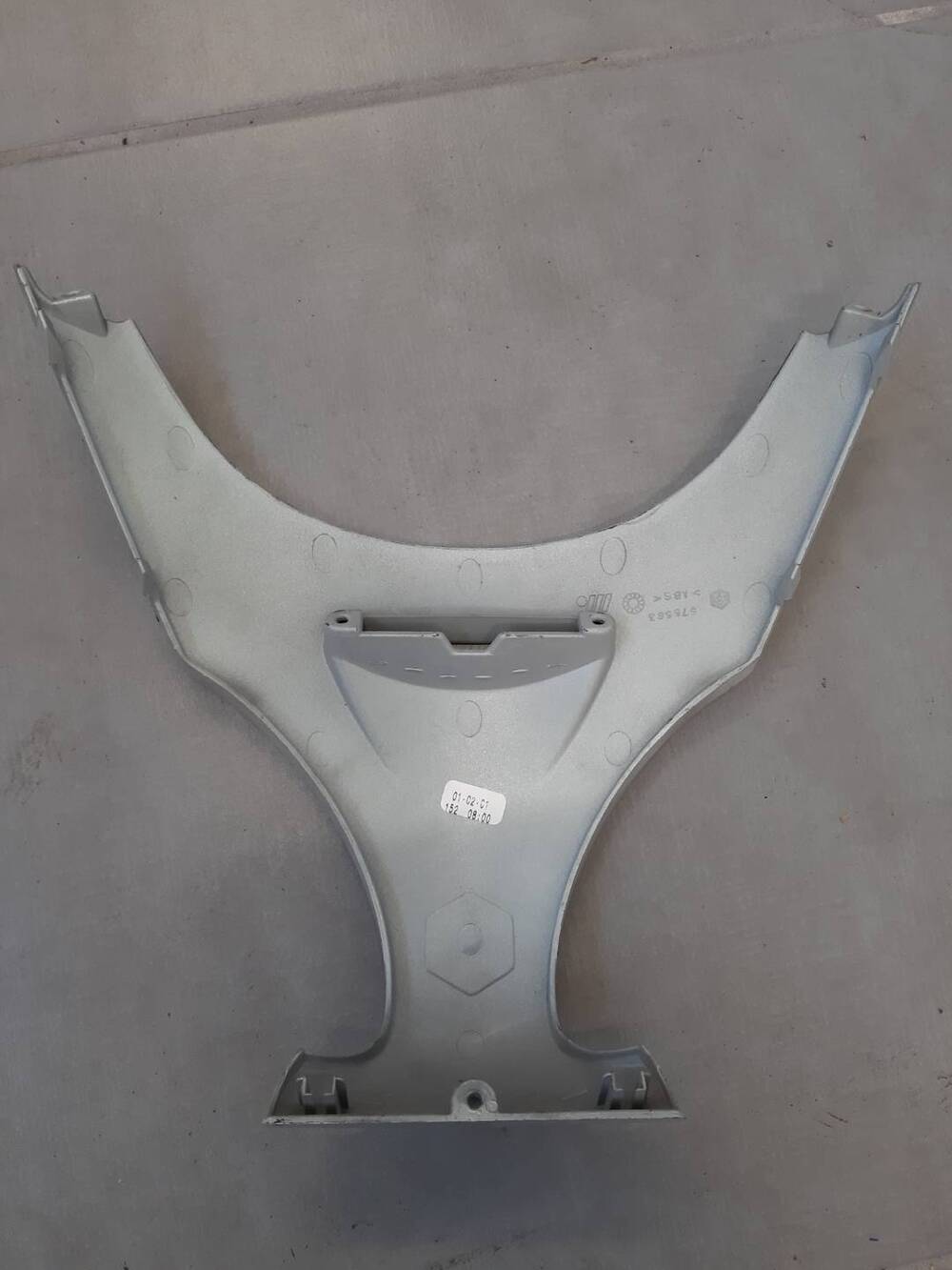 Carena scudo anteriore Piaggio X9 (3)