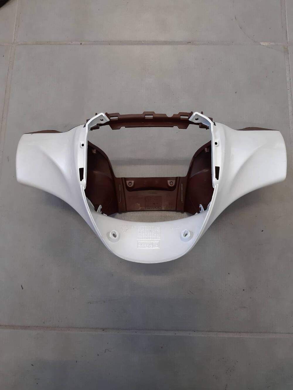 Carena manubrio Ant.+post Piaggio Beverly