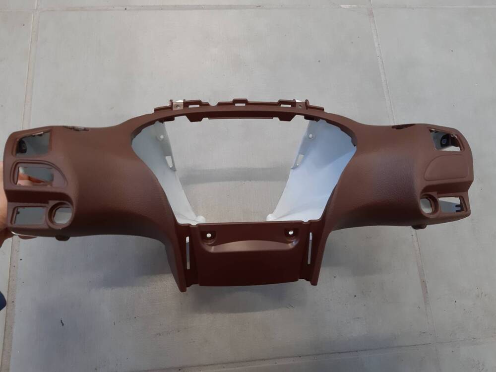 Carena manubrio Ant.+post Piaggio Beverly (4)
