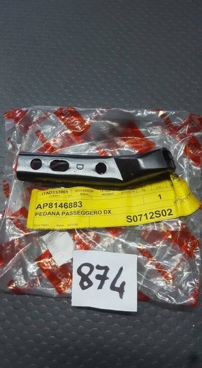 PEDANA PASSEGG. DX SPORTICITY 125 200 250 300 Aprilia